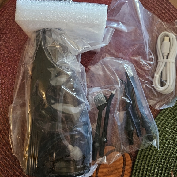 Leominor Water Dental Flosser Pick for Teeth in Black NIB - Picture 2 of 4